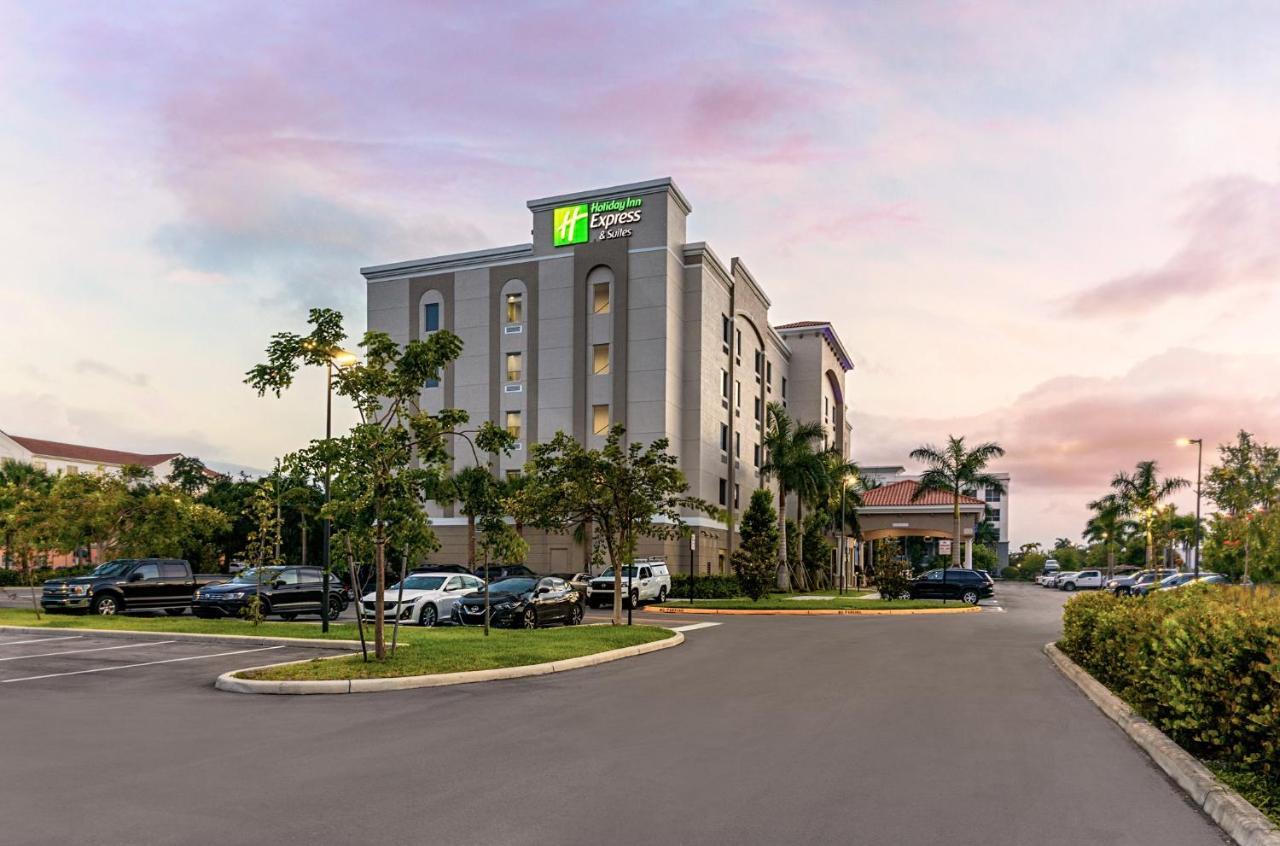 Holiday Inn Express & Suites - Miramar By Ihg Екстер'єр фото