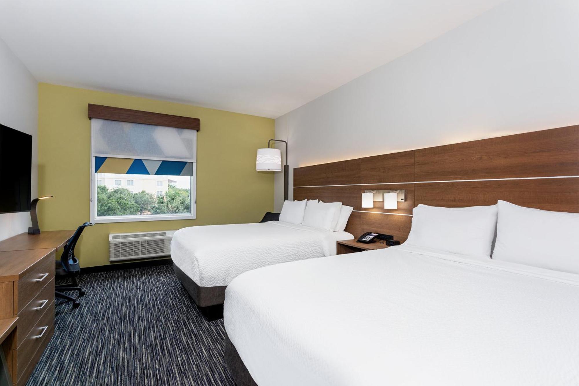 Holiday Inn Express & Suites - Miramar By Ihg Екстер'єр фото