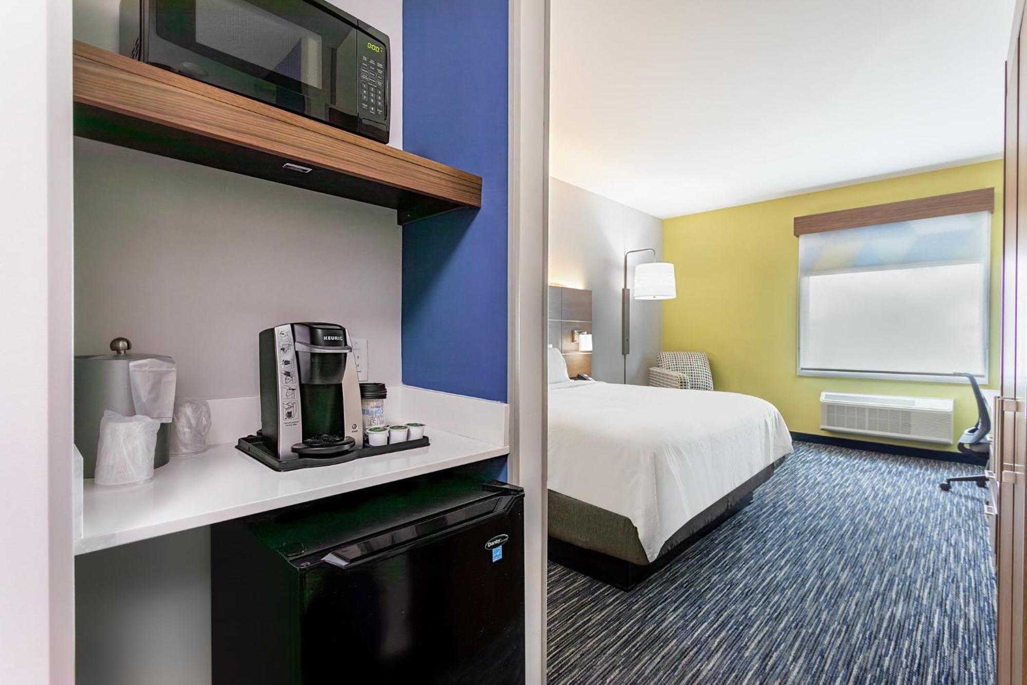 Holiday Inn Express & Suites - Miramar By Ihg Екстер'єр фото