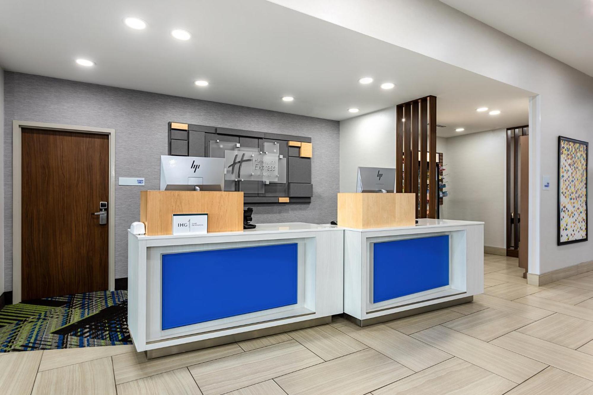 Holiday Inn Express & Suites - Miramar By Ihg Екстер'єр фото