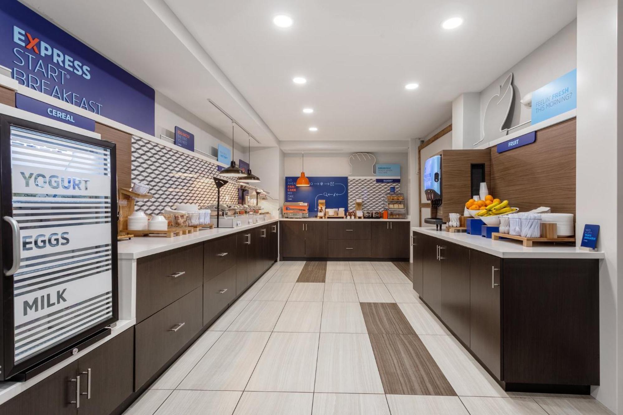 Holiday Inn Express & Suites - Miramar By Ihg Екстер'єр фото