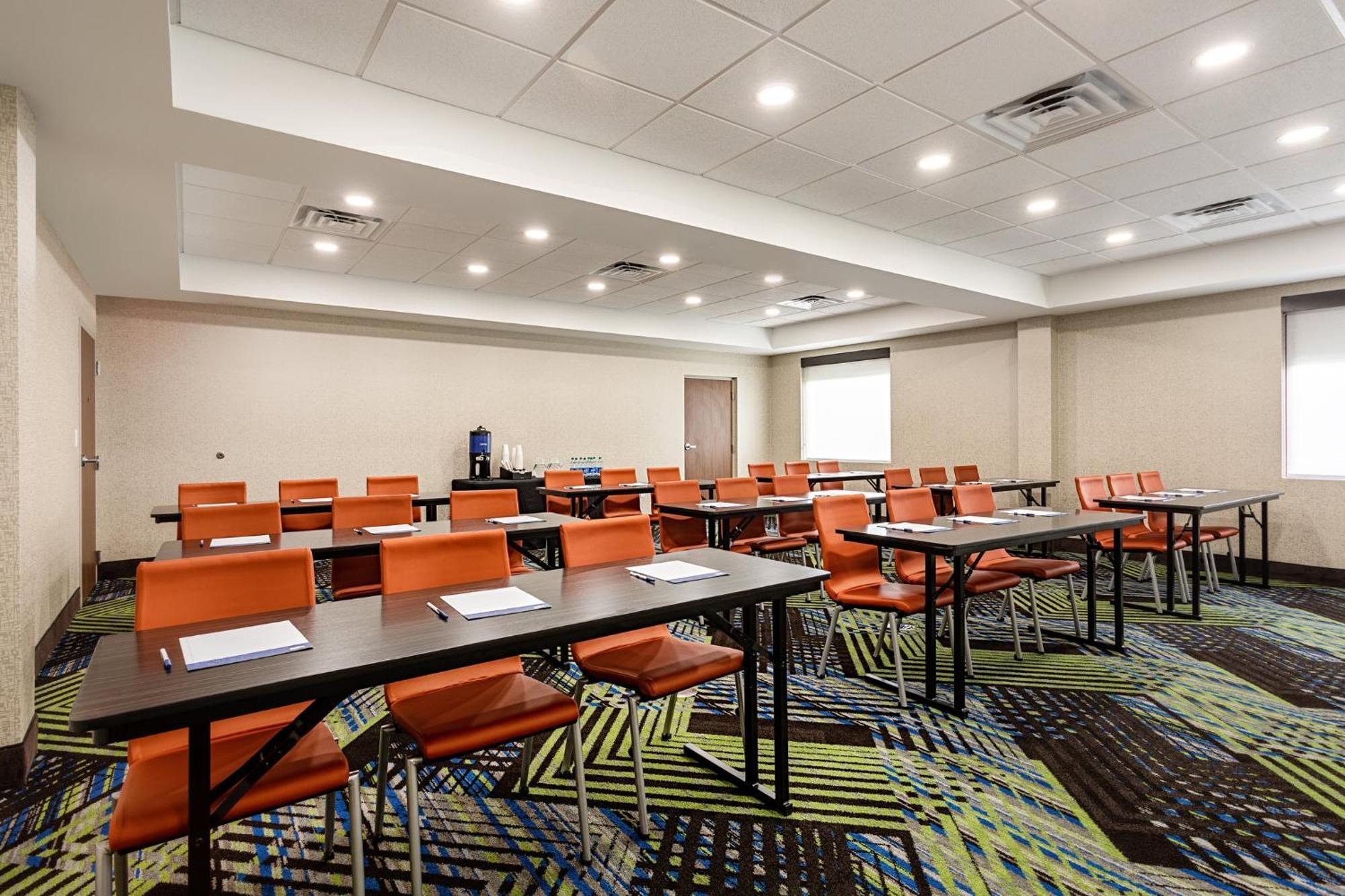 Holiday Inn Express & Suites - Miramar By Ihg Екстер'єр фото