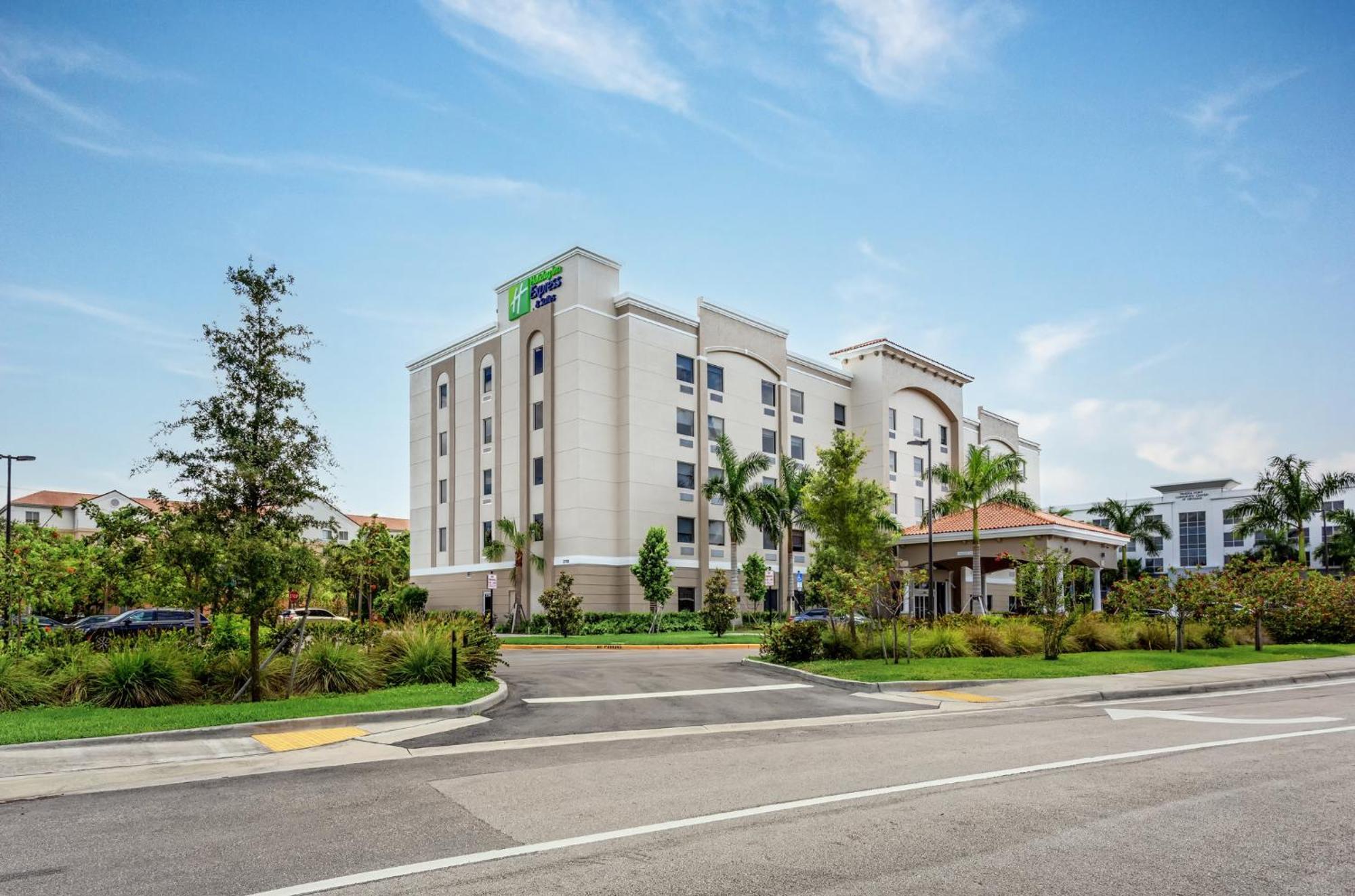 Holiday Inn Express & Suites - Miramar By Ihg Екстер'єр фото