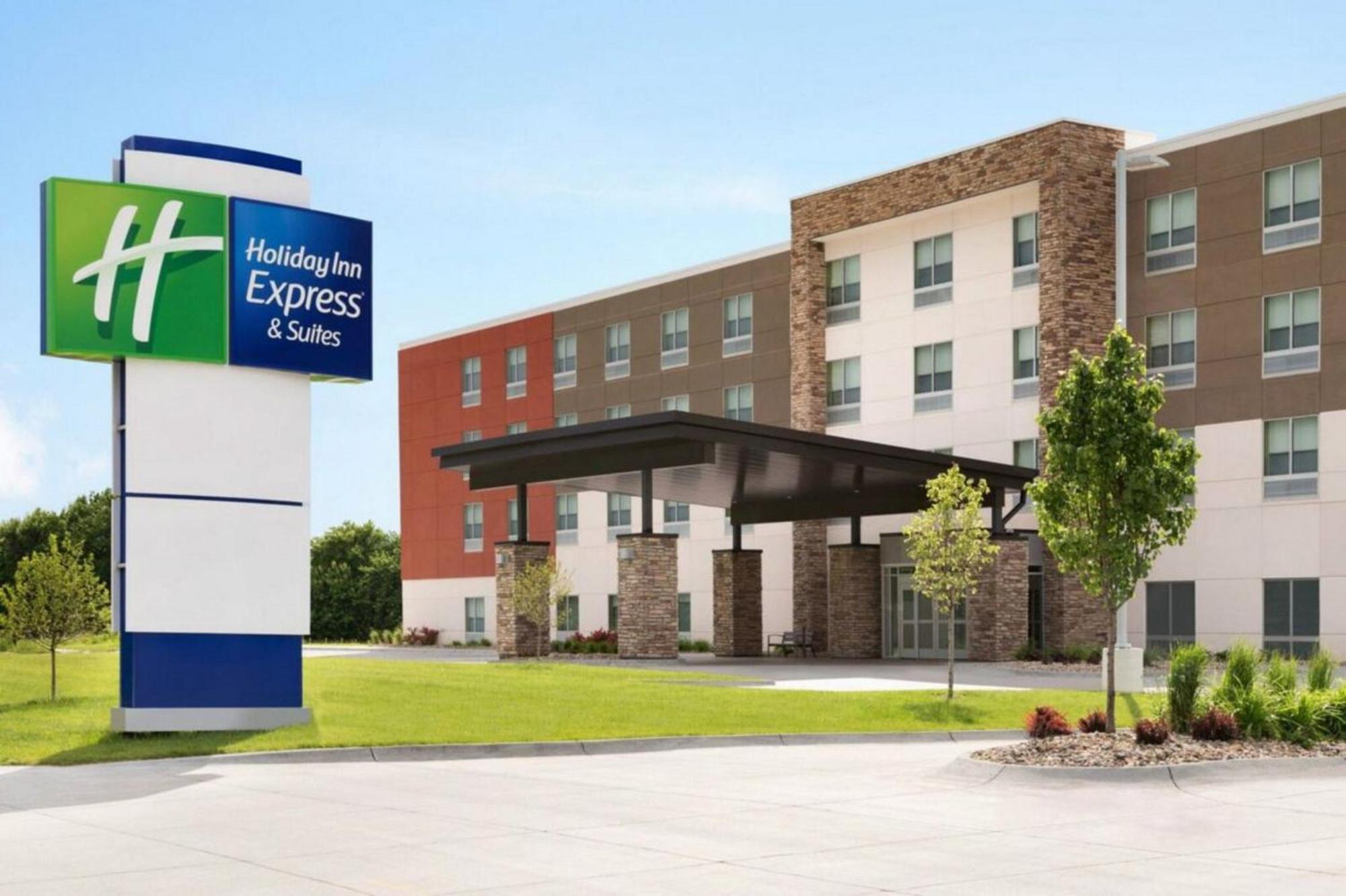 Holiday Inn Express & Suites - Miramar By Ihg Екстер'єр фото